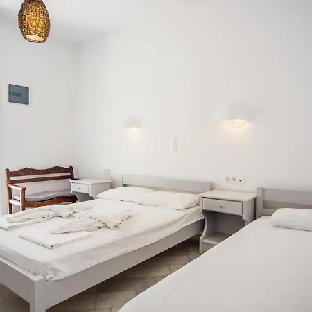 Mantalena Antiparos Town