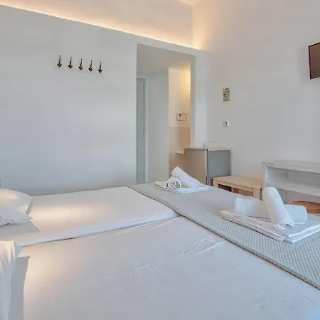 فندق Mantalena Antiparos Town