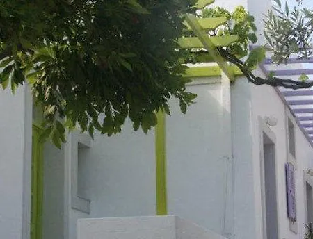Mantalena فندق